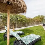 Semesterbostad Casa Rosado Beautiful House And 60 M Of Private Garden Conil De La Frontera