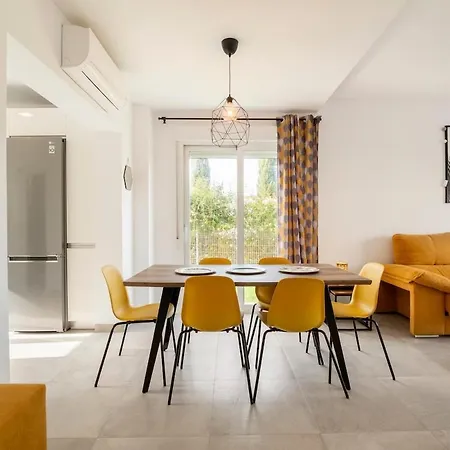 Casa Rosado Preciosa Casa Con 60m De Jardin Privado En La Mejor Zona De Conil Selecta Costa Будинок відпочинку *