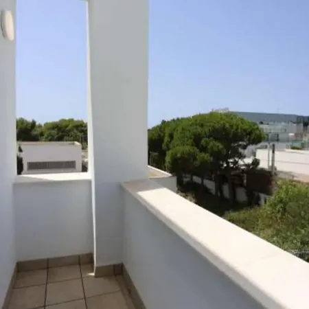 Casa Rosado Preciosa Casa Con 60m De Jardin Privado En La Mejor Zona De Conil Selecta Costa *