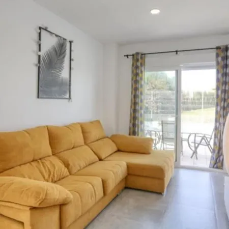 Casa Rosado Preciosa Casa Con 60m De Jardin Privado En La Mejor Zona De Conil Selecta Costa Будинок відпочинку Коніль-де-ла-Фронтера