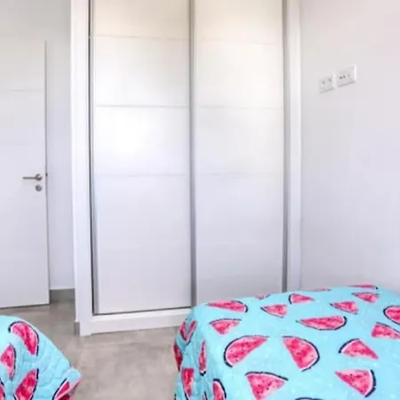 Casa Rosado Preciosa Casa Con 60m De Jardin Privado En La Mejor Zona De Conil Selecta Costa Будинок відпочинку Коніль-де-ла-Фронтера