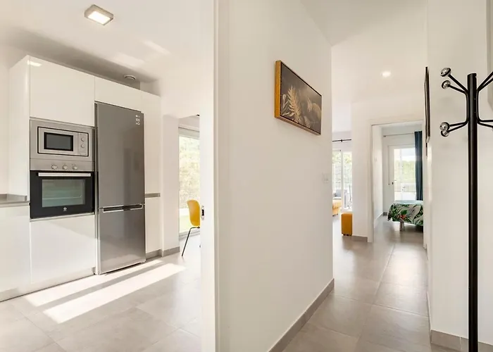 Casa Rosado Beautiful House And 60 M Of Private Garden Semesterbostad