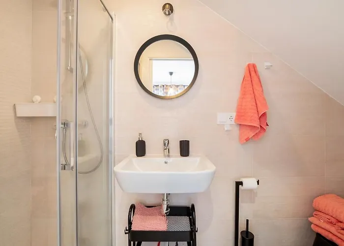 Tatil Evi Casa Rosado Beautiful House And 60 M Of Private Garden Conil De La Frontera