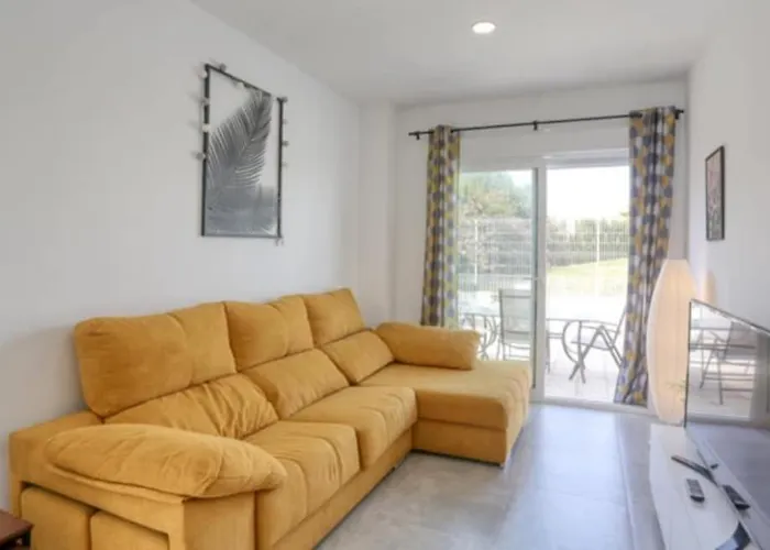 Casa Rosado Beautiful House And 60 M Of Private Garden Tatil Evi Conil De La Frontera