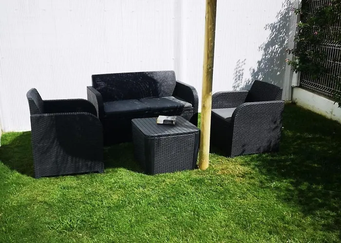 Holiday home Casa Rosado Beautiful House And 60 M Of Private Garden *