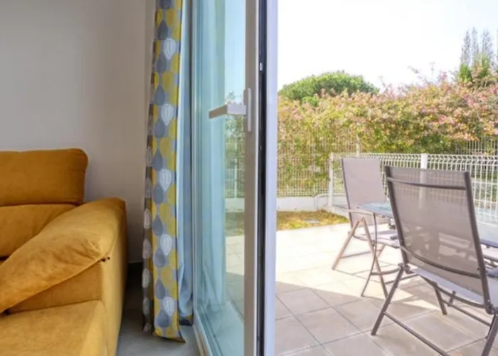 Holiday home Casa Rosado Beautiful House And 60 M Of Private Garden Conil De La Frontera