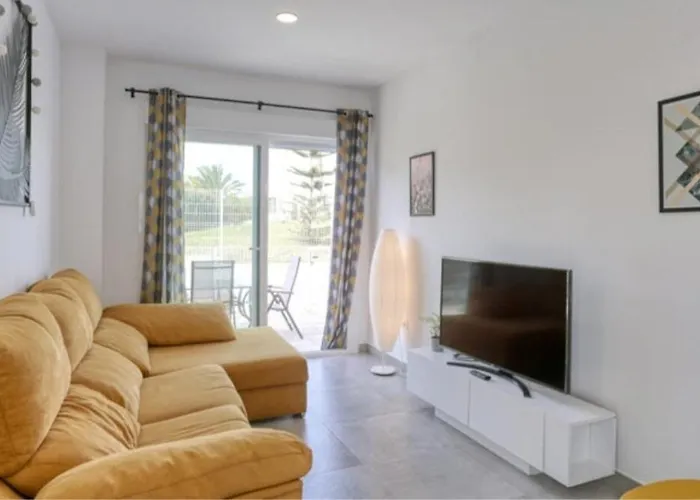 Casa Rosado Beautiful House And 60 M Of Private Garden